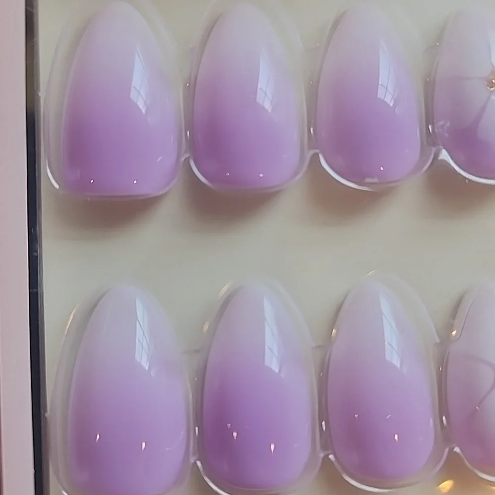 NIB Set Of Three Glamnetic Press On Nails Summer Edition - Picture 7 of 12